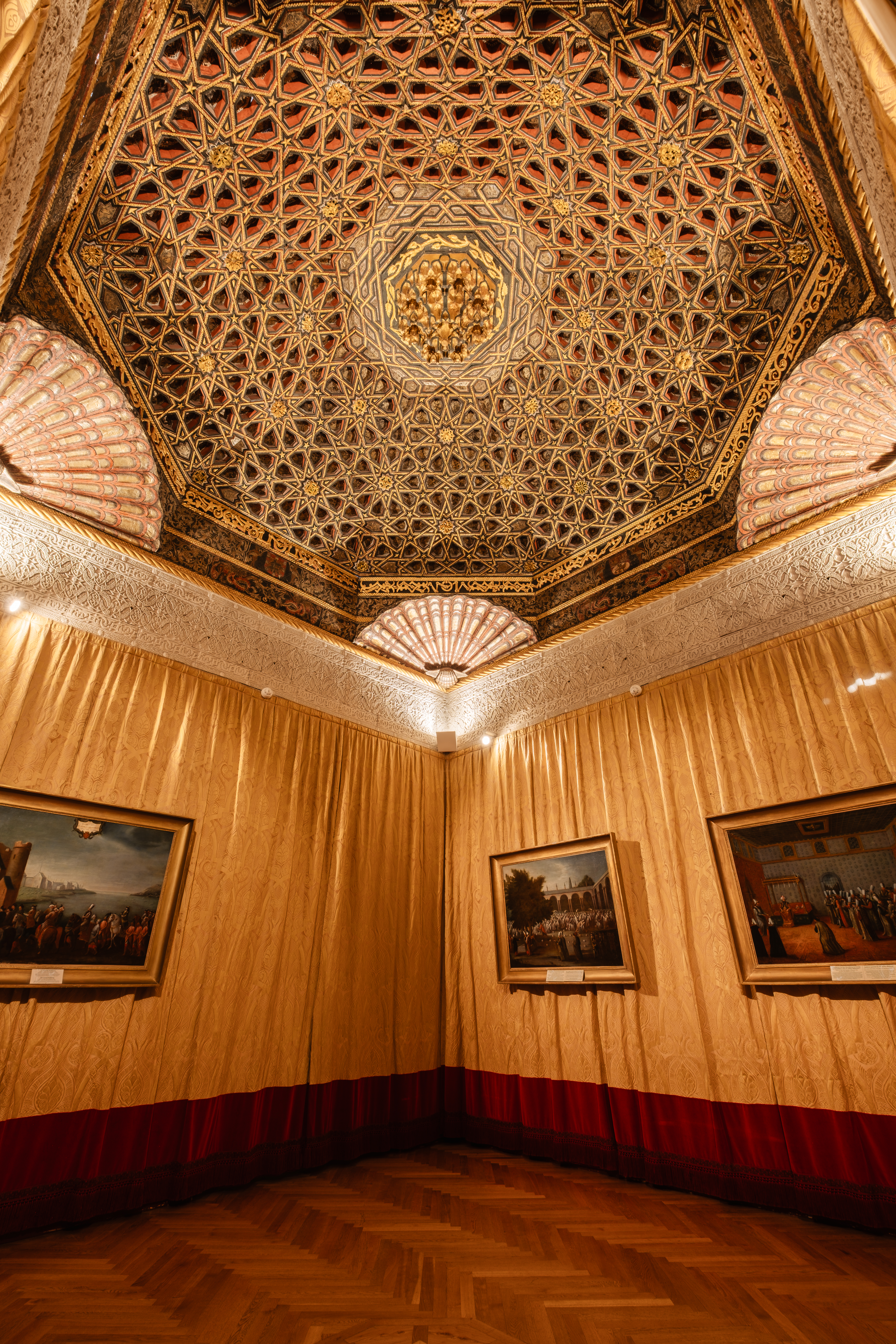 Το Salon Oriental και η οροφή mudéjar στο Villandry
